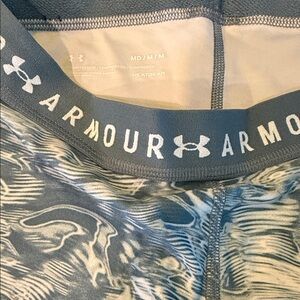 Under Armour Gray and White Patterned Compression Shorts